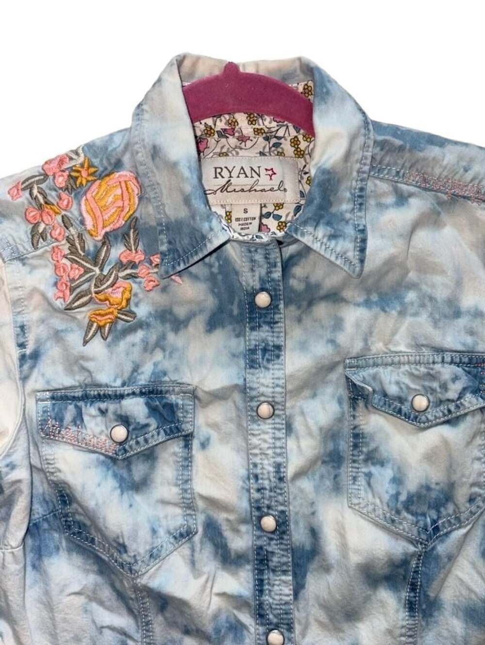 Ryan Michael Denim Western Shirt Size S Bleach Wash Floral Embroidered
